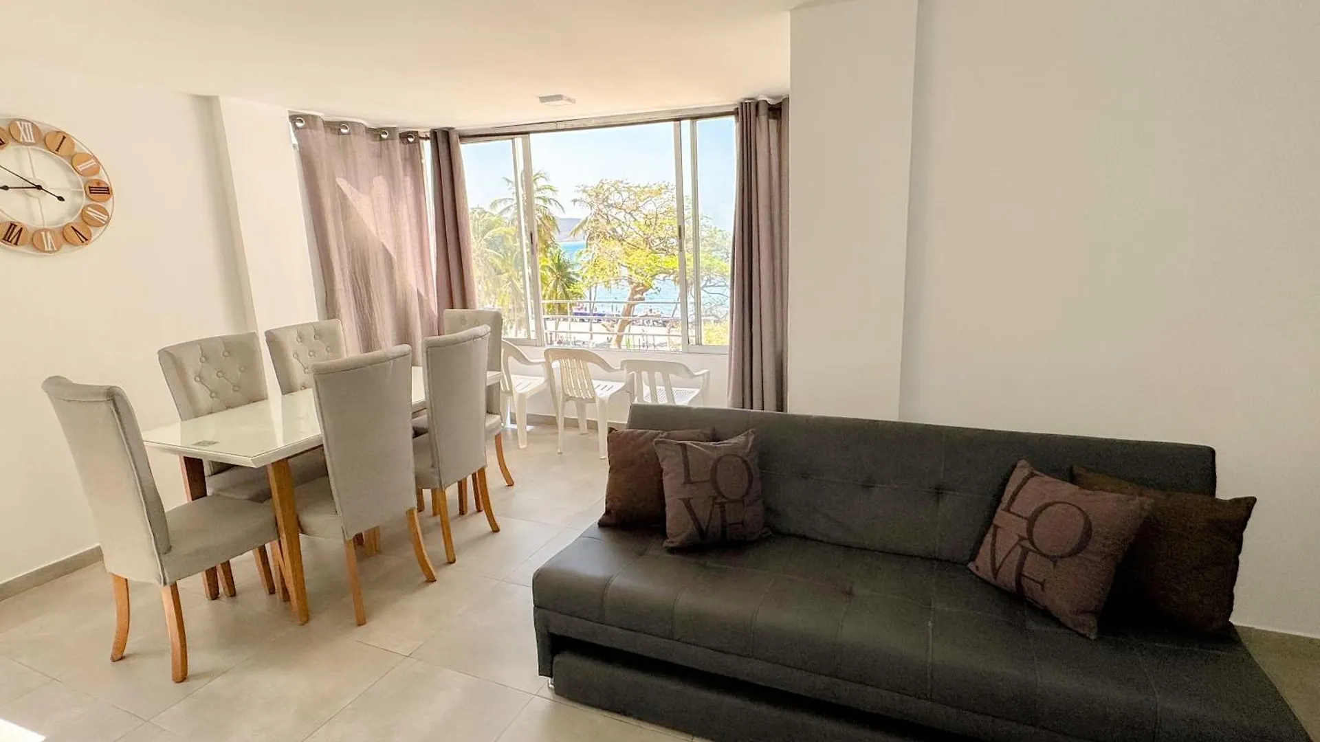 Apartamentos Con Salida Directa Al Mar - Bedviajes Santa Marta  Colombia